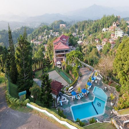 Hotel Topaz Kandy Esterno foto