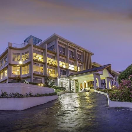 Hotel Topaz Kandy Esterno foto